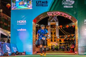 BIB: 000, 129
                            <button type="button" onclick="openModal(21813193)" class="btn btn-primary btn-sm float-right btn-popup" data-toggle="modal" data-target=".modal-high-quality">
                        <i class="fas fa-shopping-cart"></i> Add to Cart
                    </button>
                                            <button type="button" onclick="isThisMe(21813193, true)" class="btn btn-success btn-sm float-right btn-popup btn-isme hidden" data-toggle="tooltip" data-placement="bottom" title="นี่คือรูปของคุณใช่ไหม คลิกที่นี่เพื่อเอาเข้าอัลบั้ม">
                        <i class="fas fa-plus"></i> Add to album
                    </button>
                    <button type="button" onclick="isThisMe(21813193, false)" class="btn btn-warning btn-sm float-right btn-popup btn-isnotme hidden">
                        <i class="fas fa-ban"></i> Remove from album
                    </button>